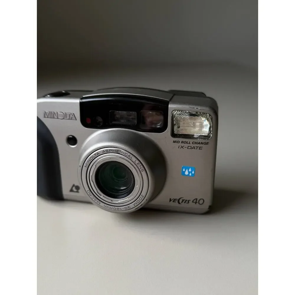 Minolta Vectis 40 Point And Shoot Camera APS Film 30-120mm Zoom 90s WORKS